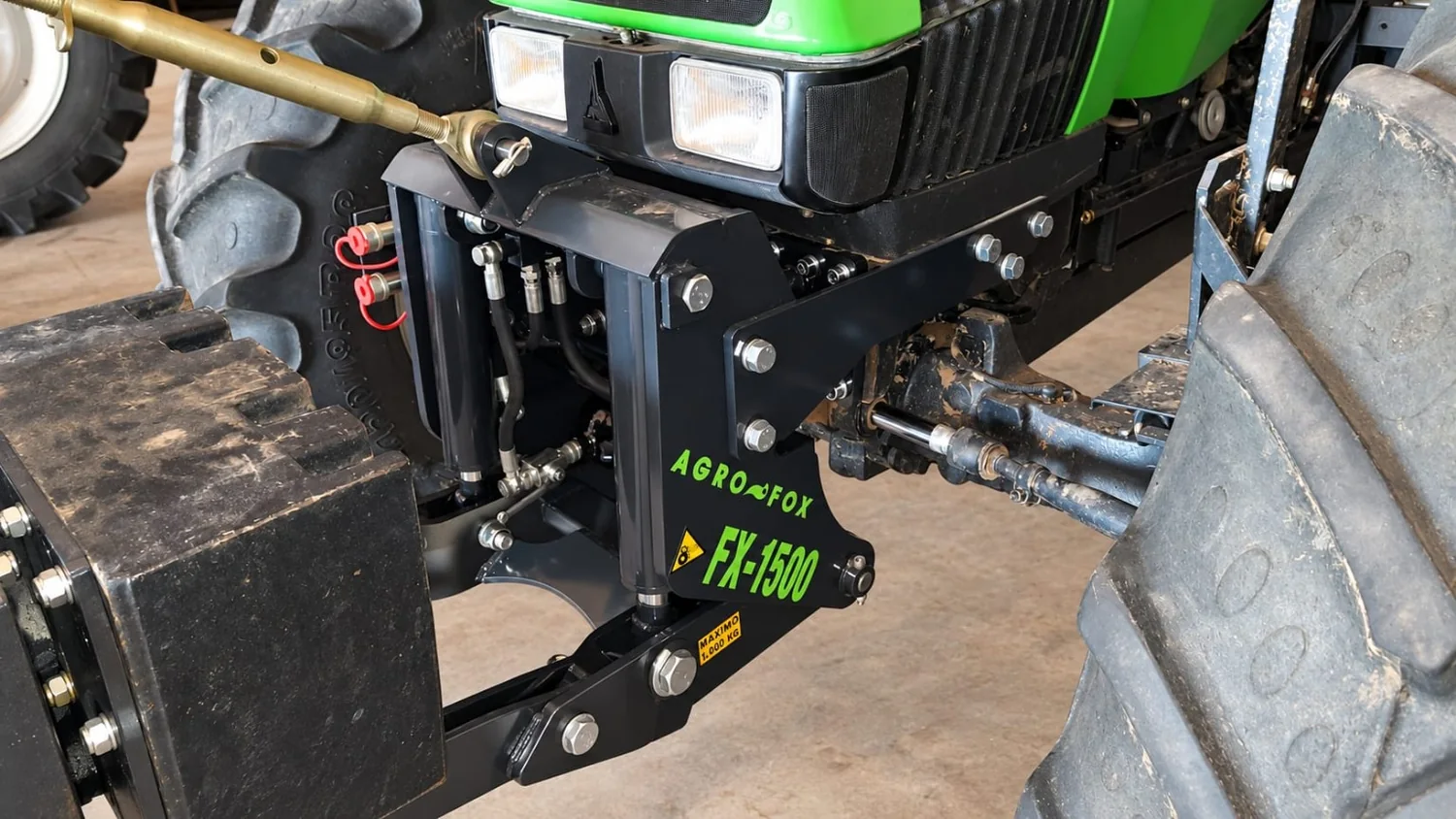 Detalle de tripuntal AGRO-FOX adaptado