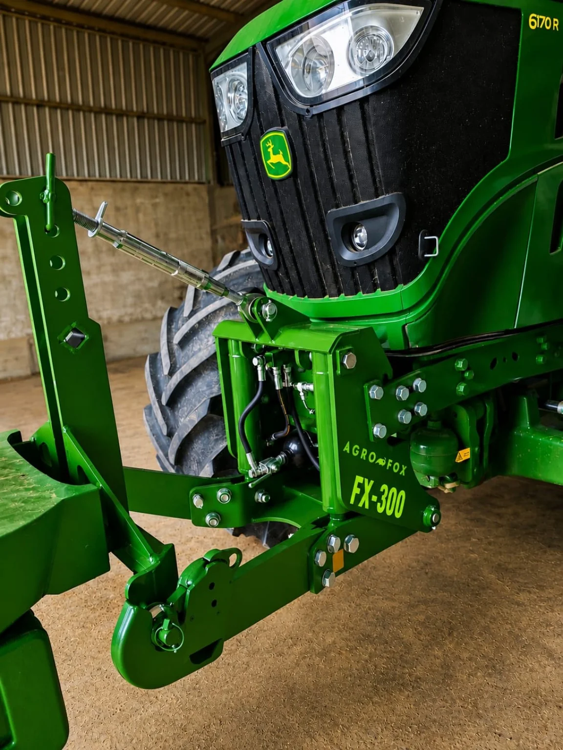 John Deere con tripuntal delantero AGRO-FOX FX-300